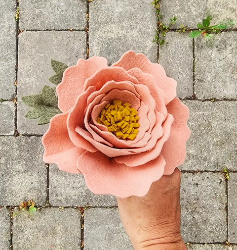 Felt Peony