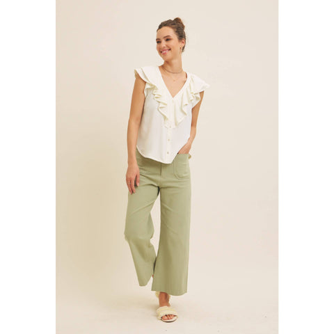 BUTTON-DOWN RUFFLE BLOUSE WITH CONTRAST STITCH