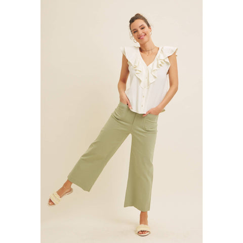 BUTTON-DOWN RUFFLE BLOUSE WITH CONTRAST STITCH
