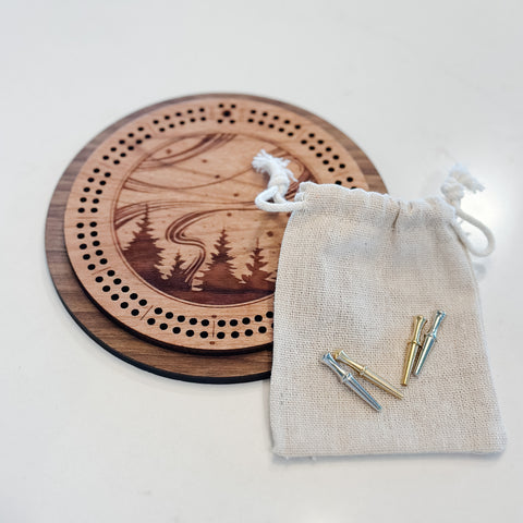 Northern Lights Cribbage Board with Drawstring Bag