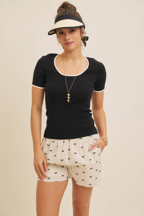 CONTRAST EDGE SCOOP NECK SHORT-SLEEVED RIB SWEATER TOP