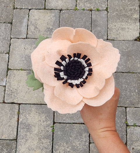 Large Felt Anemone