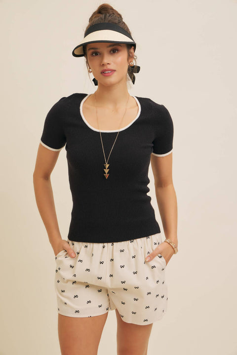 CONTRAST EDGE SCOOP NECK SHORT-SLEEVED RIB SWEATER TOP