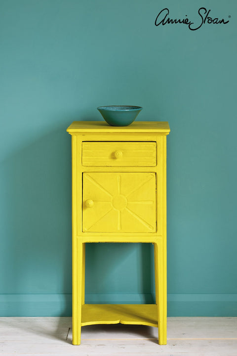 English Yellow - Chalk Paint® by Annie Sloan